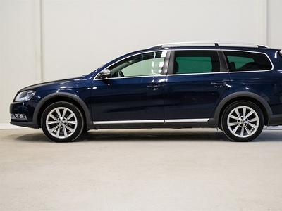 Volkswagen Passat Alltrack 2.0 TDI 4M Premium D-värm B-kamera 177hk