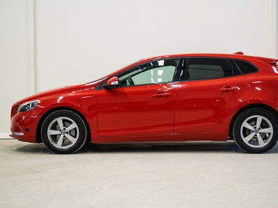 Volvo V40 T3 Manuell B-kamera PDC 150hk