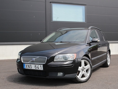 Volvo V50 T5 Kinetic ENDAST 1 - ÄGARE / Fullservad