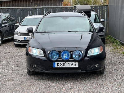 Volvo V70 D3 Geartronic Momentum P-Sens NyServ D-Värme Euro5