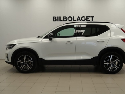 Volvo XC40 B4 FWD Bensin Plus Dark | Dragkrok | Förarstöd II