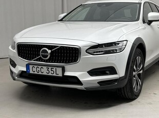 Volvo V90B4 Cross Country AWD Mildhybrid, Diesel 2021, Kombi