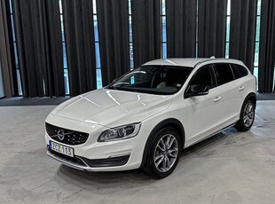 Volvo V60Cross Country D4 AWD Classic Summum|Kamera|H K| 2018, Kombi