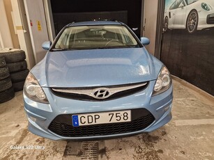 Hyundai i30 Kombi 1.6 CRD Nybes. UA Euro5 Lågskatt