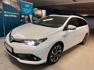 Toyota Auris Touring Hybrid (136hk)*900kr/mån*El&Bensin*