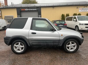 Toyota RAV4 3-dörrar 2.0 4WD Dragkrok/Nybesiktad