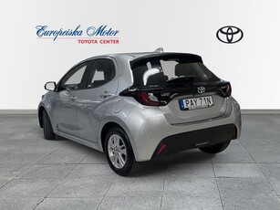 Toyota Yaris 1,5 HSD / Active / P-sensorer / Nybilsgaranti!