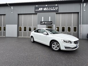 Volvo S60 D4 181 HK Momentum Svensksåld Värmare VOC Drag