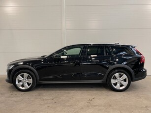 Volvo V60 Cross Country B4 AWD Advanced H&K VOC Kamera BLIS 197hk 2021