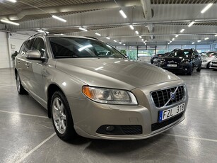 Volvo V70 2.5T Geartronic Momentum Euro 4 Navigation Drag