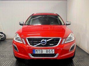 Volvo XC60 D5 215HK AWD AUT R-DESIGN PANO D-VÄRM DRAG NYSERV