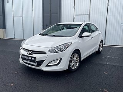 Hyundai i30 5-dörrar 1.6 CRDi, Dieselvärmare, Nybesiktad