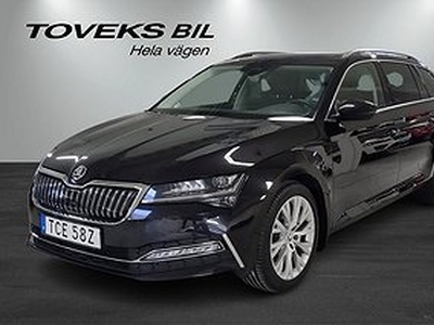 Skoda Superb Combi iV Style Drag/Värmare | Black Weekend