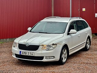 Skoda Superb Kombi 2.0 TDI Euro 5 3 ÄGARE