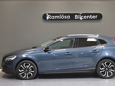 Volvo V40 Cross Country D3 Geartronic Momentum /Nyservad/