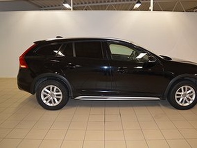 Volvo V60 Cross Country D4 190hk Facelift Momentum Webasto