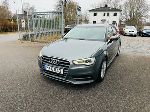 Audi A3 1.6 TDI 110HK SPORTBACK ULTRA / DRAG / VÄRMARE