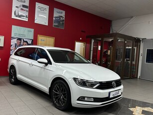 Volkswagen Passat 1.5 TSI Cockpit Drag M-Värmare 974kr/MÅN*