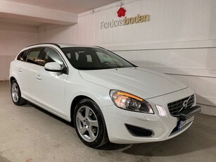 Volvo V60 D2 Automat Momentum Kamrem Bytt Drag VoC | 115hk