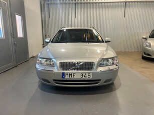 Volvo V70 2.5T Summum Ny Besiktigad Dragkrok Välvårdad 170hk