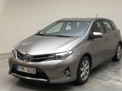 Toyota Auris 1.4 D-4D 5dr (90hk)