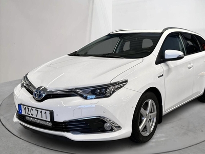 Toyota Auris 1.8 HSD Touring Sports (99hk)