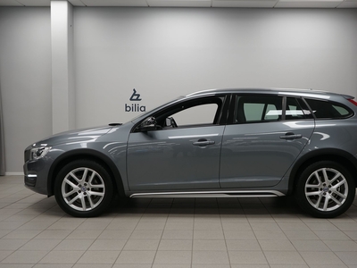 Volvo V60 Cross Country D4 AWD