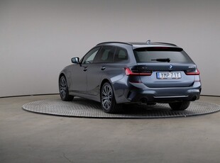 BMW 330e 3 xDrive Touring M-Sport Drag