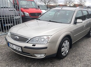 Ford Mondeo Kombi 2.0 M+S Däck