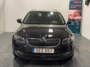 Skoda Octavia Kombi 1.8 TSI 4x4 Business Navi/Sensorer/Drag