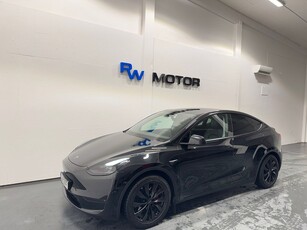 Tesla Model Y Performance AWD 534hk Pano Kameror Värmepump