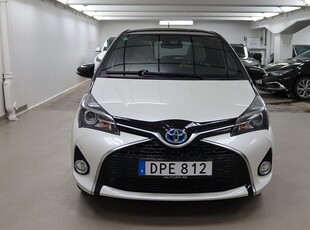 Toyota Yaris HSD ACTIVE STYLE BITONE PANORAMA V-HJUL