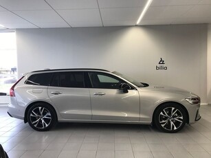 Volvo V60 B4 Bensin Plus Dark 360 Kamera Dragkrok