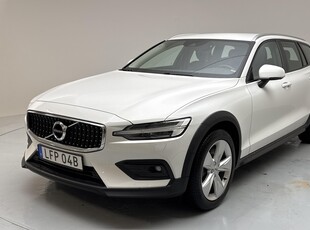 Volvo V60 B4 Cross Country AWD Mildhybrid, Diesel (197hk)