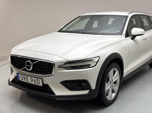 Volvo V60 B4 Cross Country AWD Mildhybrid, Diesel (197hk)