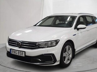 VW Passat 1.4 GTE Sportscombi (218hk)