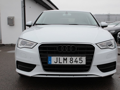 Audi A3 Sportback 1.6 TDI * Ny kamremsats * Bluetooth