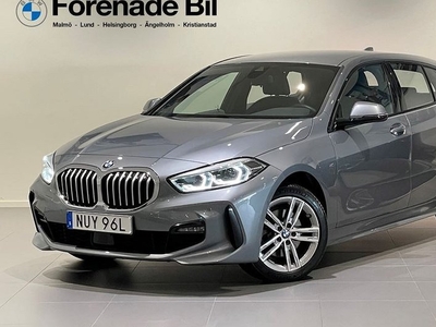 BMW 118i M Sport Aut Nav Adpt Farth. ParkAssist Rattvärme 2023, Halvkombi