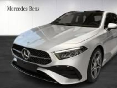 Mercedes A200Benz A 200 AMG PANORAMA OMGÅENDE LEV 2023, Halvkombi