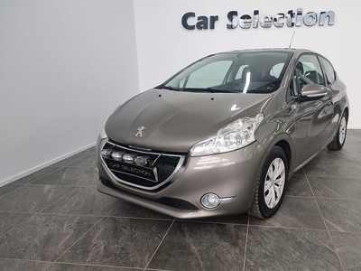 Peugeot 2083-dörrar 1.2 VTi Ny-servad 2013, Halvkombi