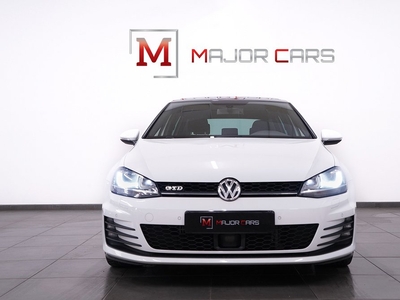 Volkswagen Golf GTD 2.0 TDI Premium Pano Dynaudio D-Värm