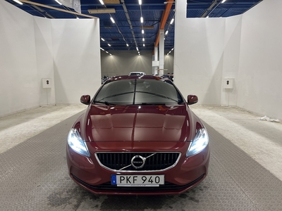 Volvo V40 D2 120hk Momentum VOC D-värme 0.38l/mil Välservad