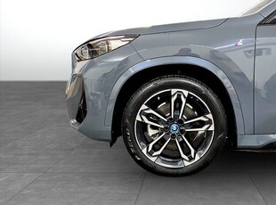 BMW iX1 xDrive30