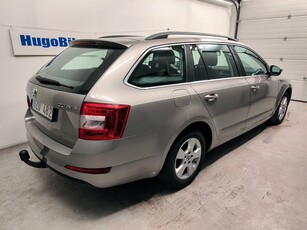 Skoda Octavia Kombi 1.6 TDI Ambition, Plus