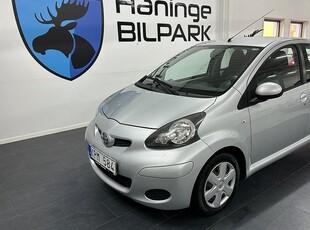 Toyota Aygo1.0 VVT-i SUPERDEAL Fr KAMKEDJA 2010, Halvkombi