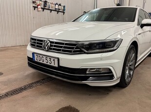 Volkswagen Passat2.0 TDI 4Motion R-Line Executive Kombi 2019, Kombi