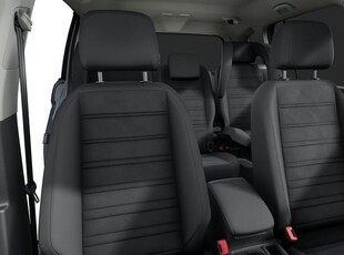 Volkswagen Touran 7-seater