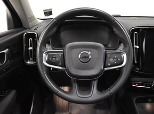 Volvo XC40 D4 AWD Inscription Skinn H/K Navi Drag SoV-hjul 190hk