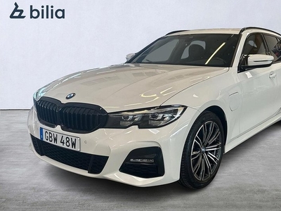 BMW 330e Touring M-Sport Navi Drag 2021, Kombi