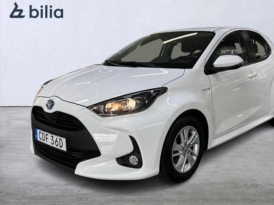 Toyota YarisHybrid Active 2021, Halvkombi